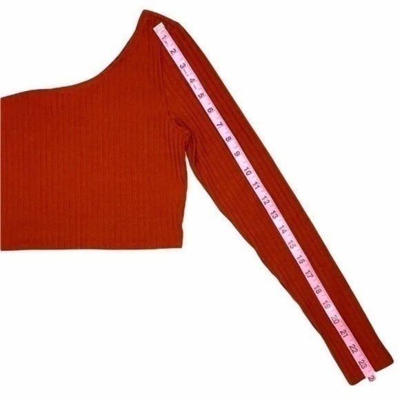 Forever 21 One Shoulder Knit Crop Top - Picture 5 of 7